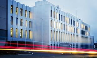 Brand Postauto kantonspolizei pol grangespaccot 310